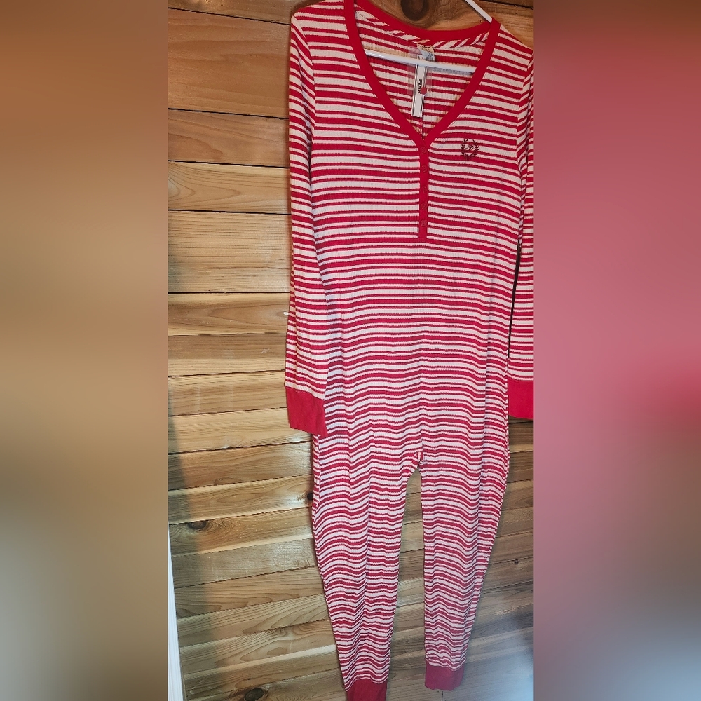 PINK Victoria's Secret Red and White Striped Pajamas XL